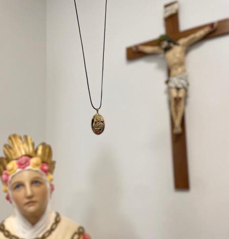 RELICÁRIO DOURADO - Imagem 5
